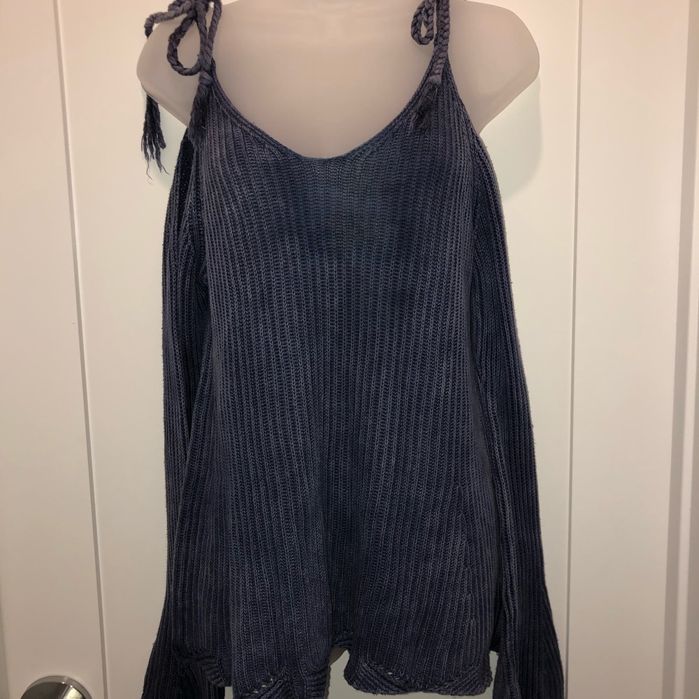 Forever 21 knit sweater size L